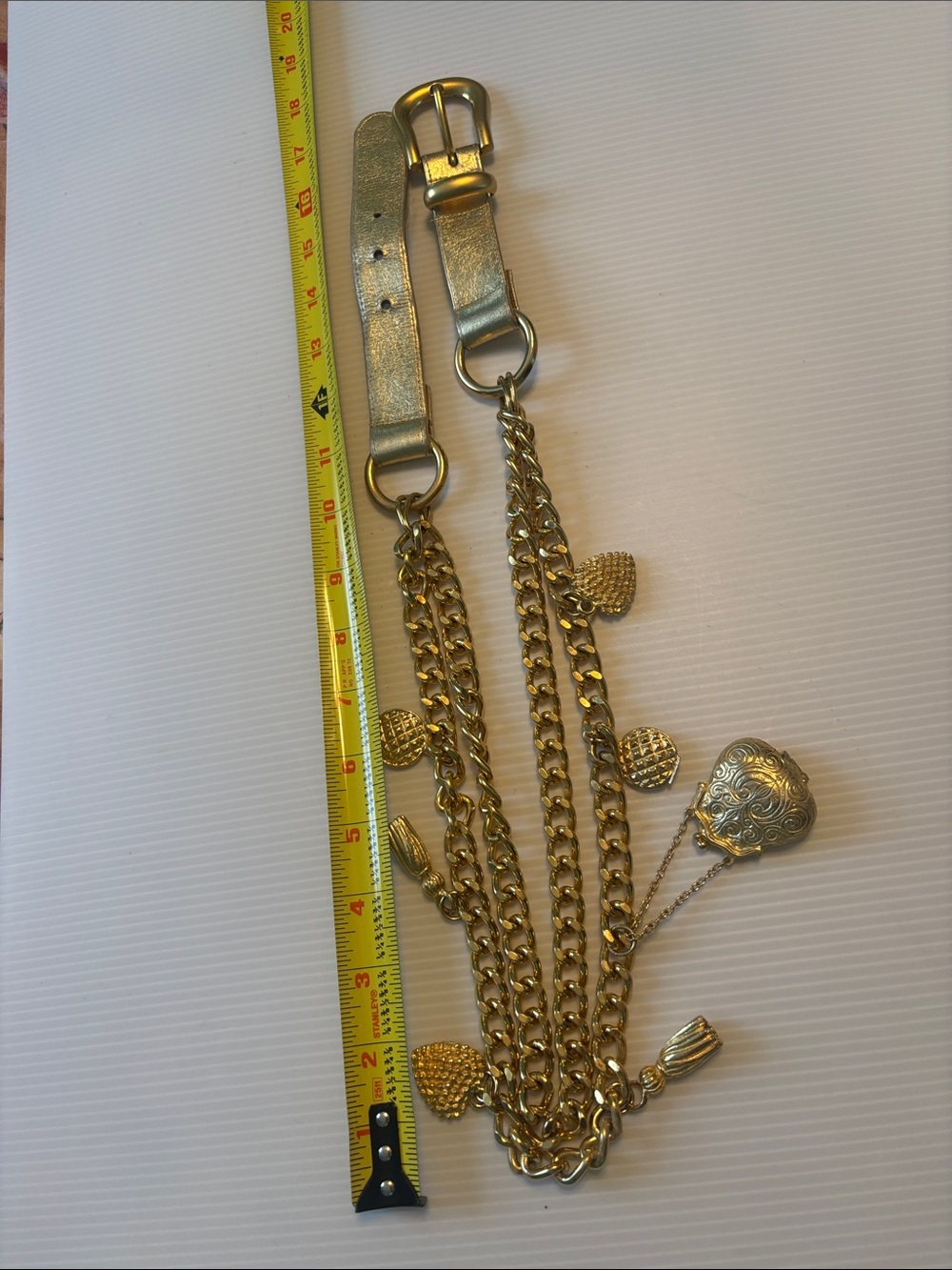 GOLD CHAIN CHARM BELT - Picture 5 of 6